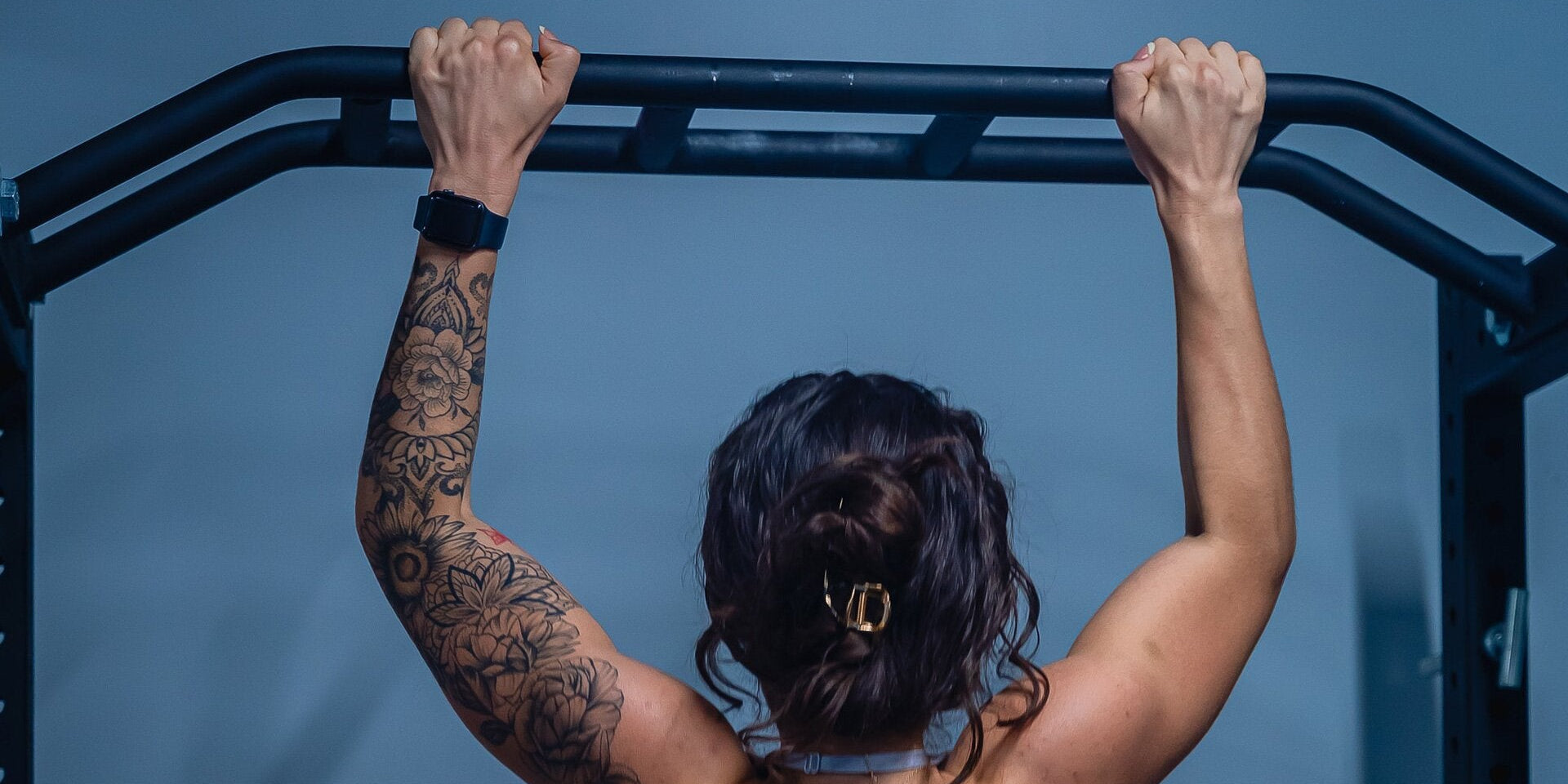 Pull Ups vs. Chin Ups: How These Two Moves Differ - Bodybuilding.com
